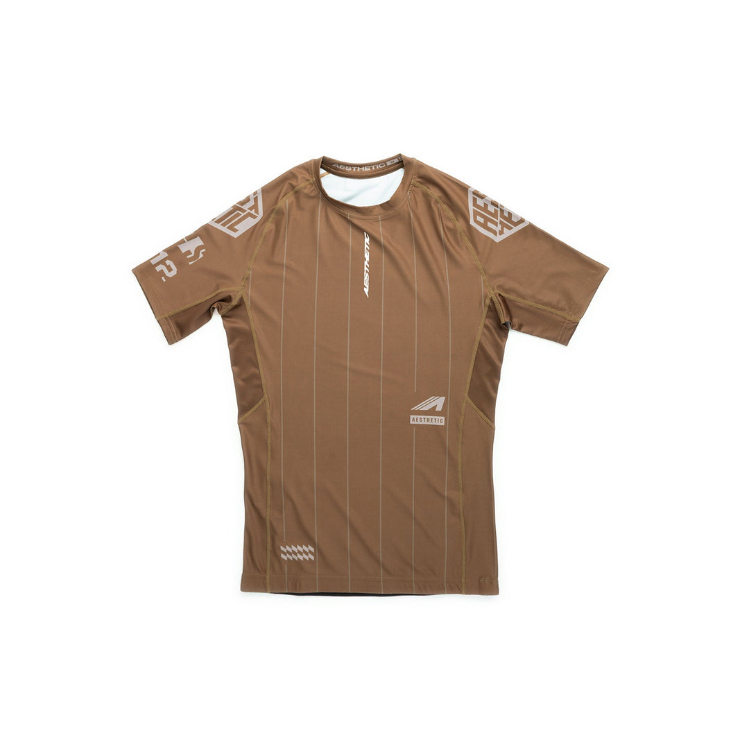 AESTHETIC UK Short Sleeve Ranked Rashguard 2026 Brown - front view