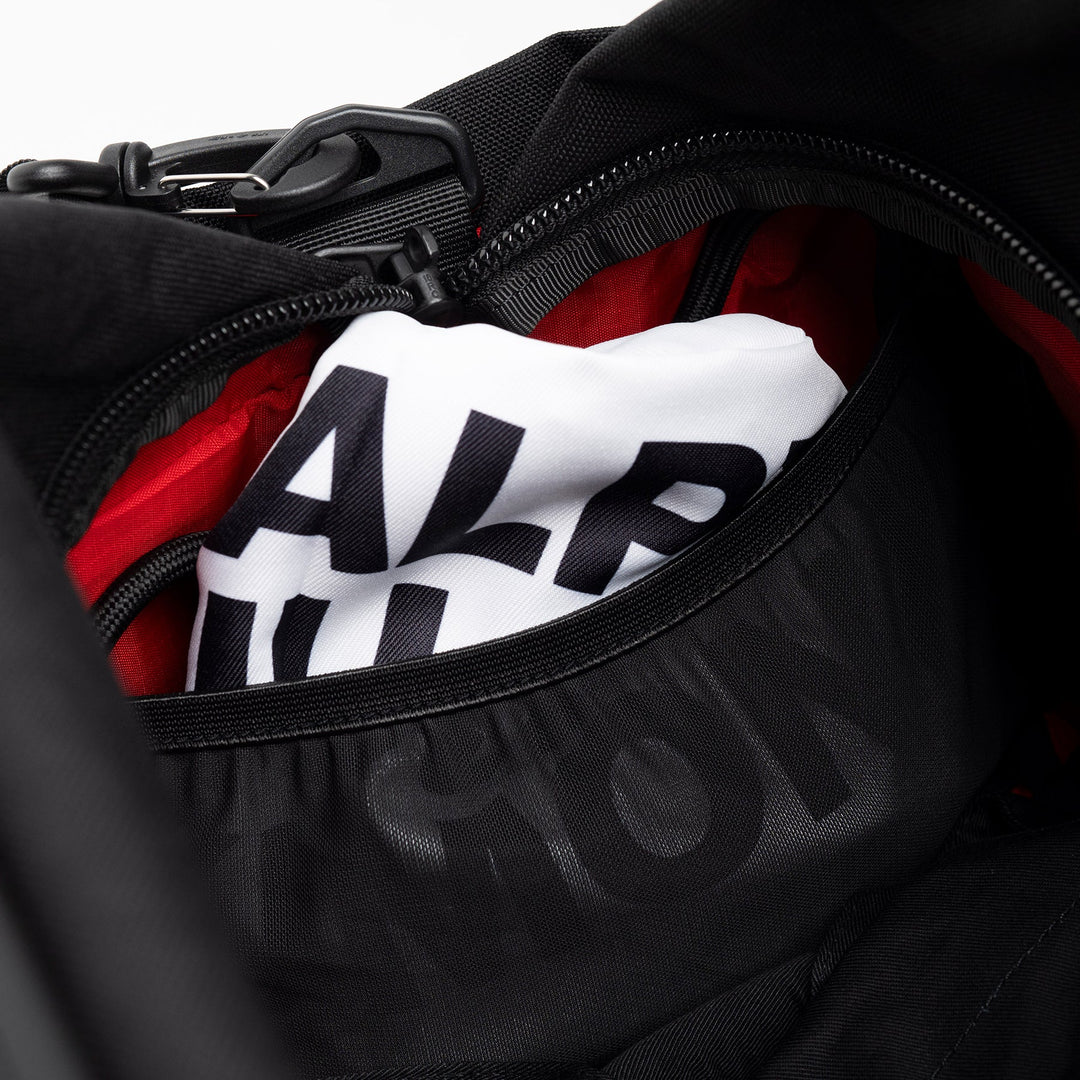 AESTHETIC Asia Omni Duffel 35l inner pocket