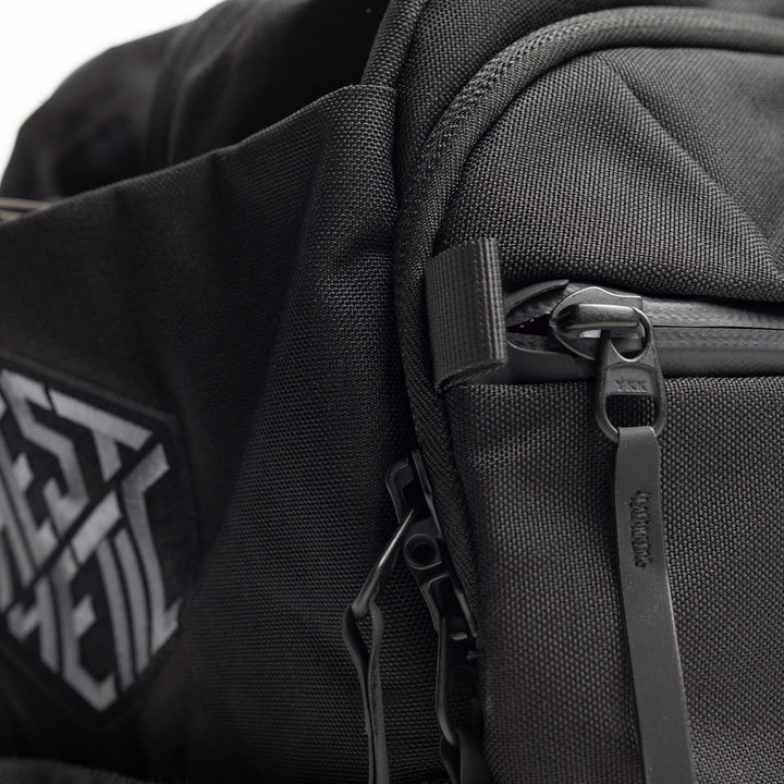 AESTHETIC Asia Omni Duffel 35l zipper