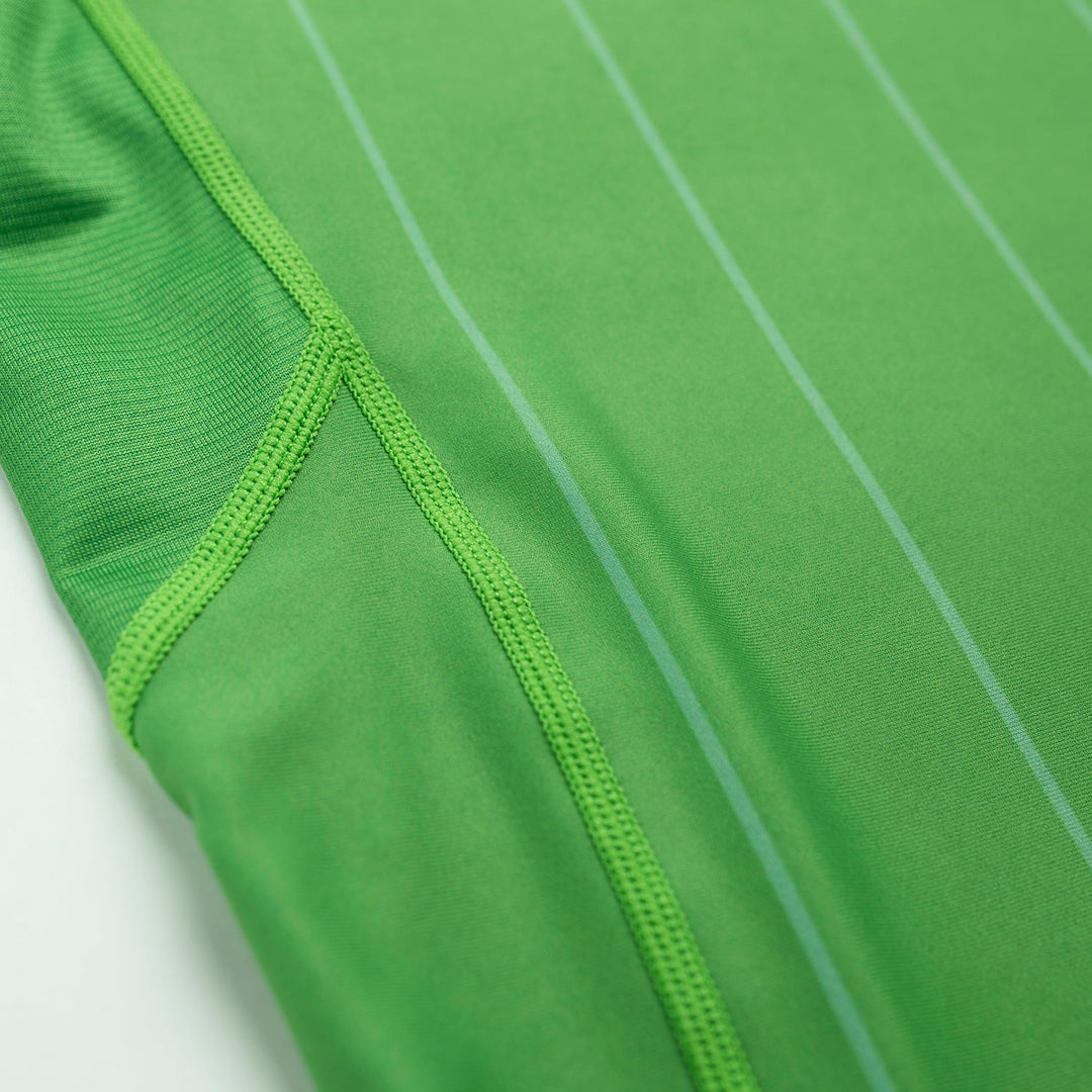 AESTHETIC UK Youth Short Sleeve Ranked Rashguard 2026 Green - stitch details