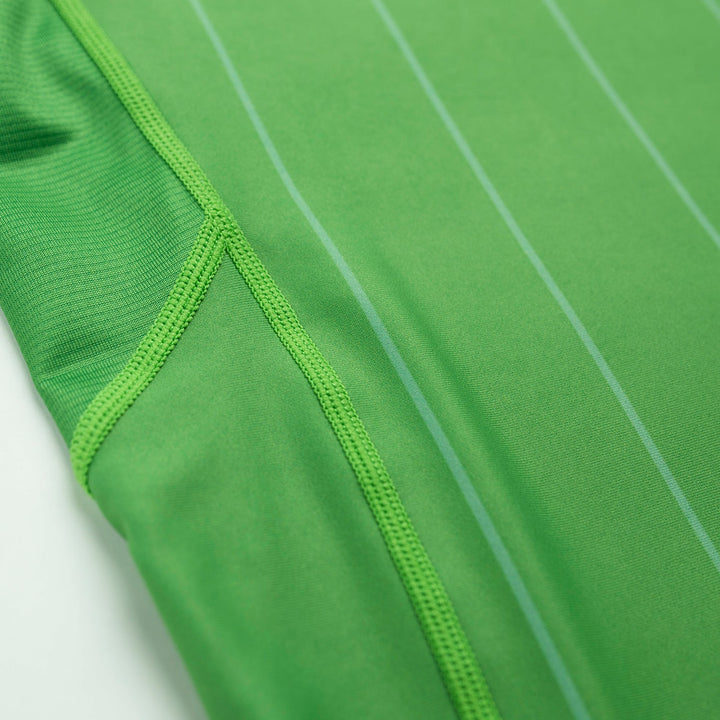 AESTHETIC UK Youth Short Sleeve Ranked Rashguard 2026 Green - stitch details