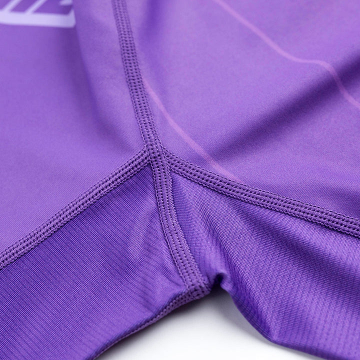 AESTHETIC UK Short Sleeve Ranked Rashguard 2026 Purple - stitch details