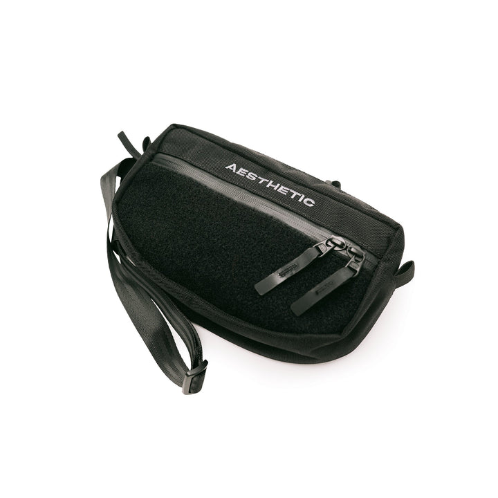 AESTHETIC Omni Sling 2.5L - front  angled view