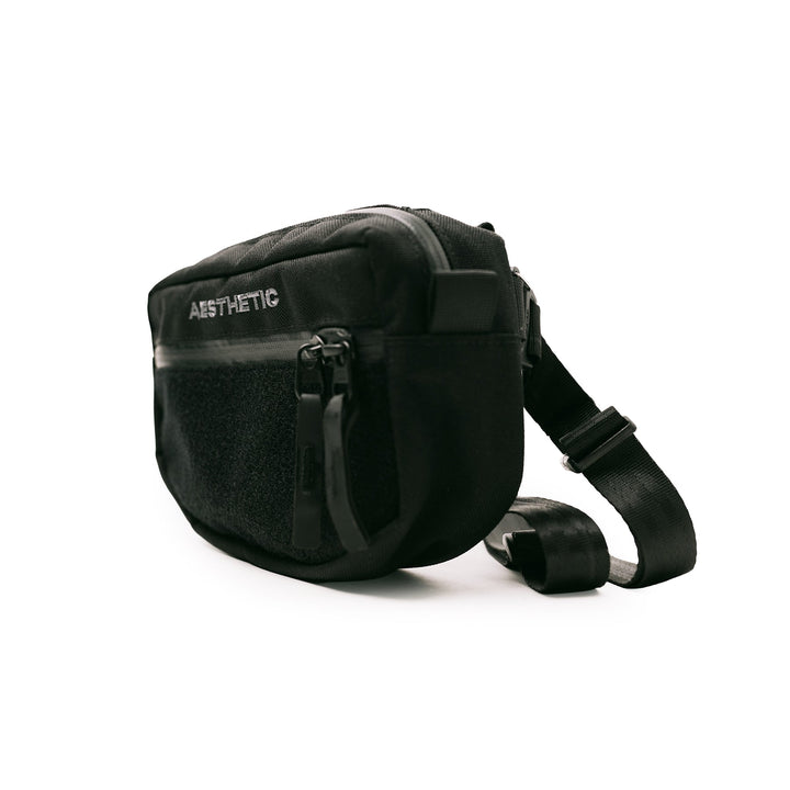 AESTHETIC Omni Sling 2.5L - side  angled view