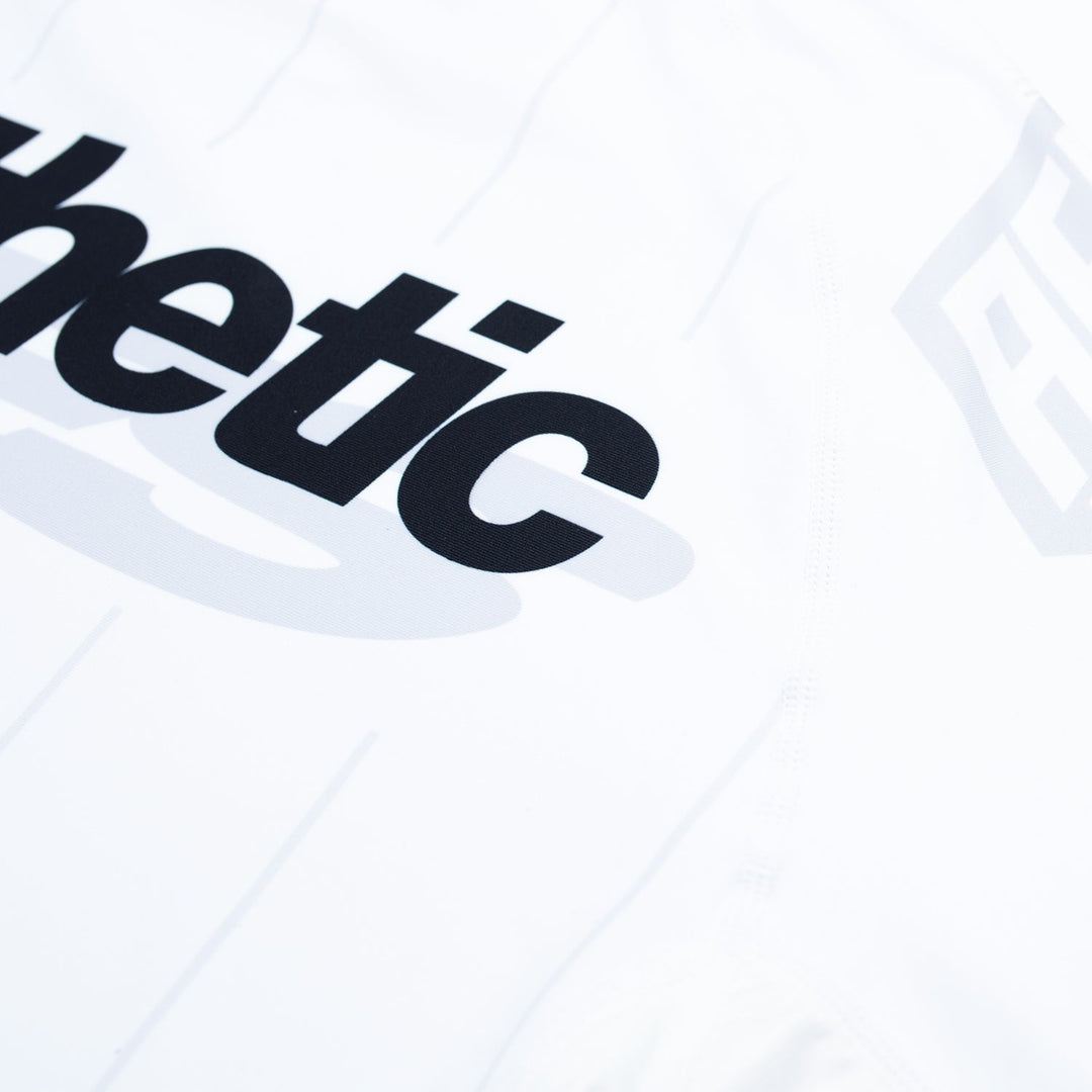 AESTHETIC UK Short Sleeve Ranked Rashguard 2026 White - close up view
